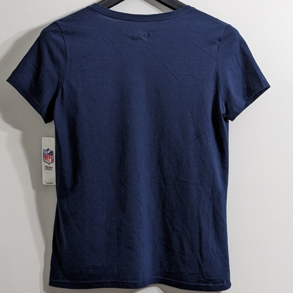 Carolina Panthers Women's Blue Short Sleeve V Neck T-Shirt, Size Large, NFL, NWT - Picture 2 of 3